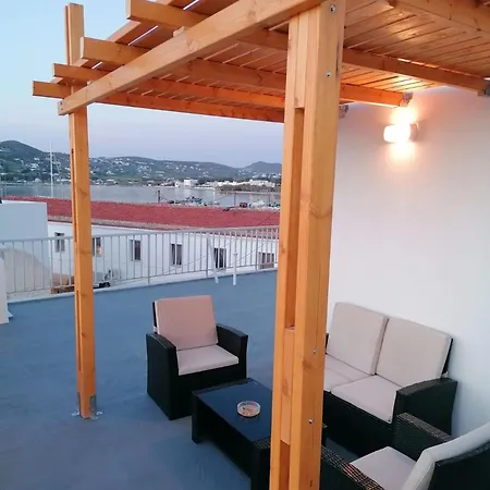 Stephany's Skyline * Parikia (Paros)