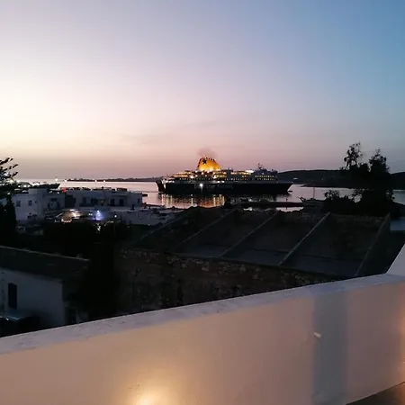 Stephany's Skyline Apartment *